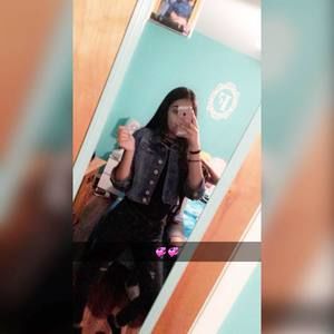 Meet your Posher, Fernanda